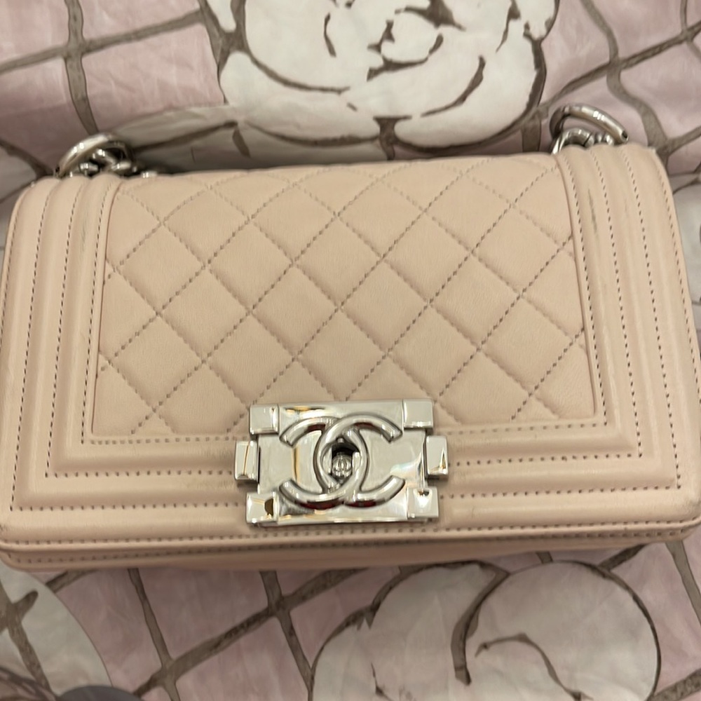 Chanel Small Boy Bag THIS WEEK ONLY $2200 - Picture 4 of 17
